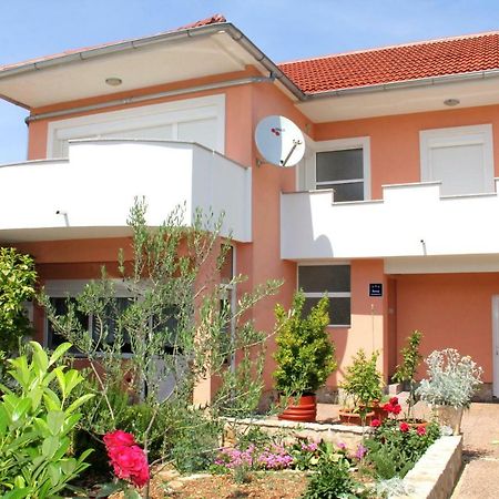 Apartment Bura Šibenik Exteriör bild