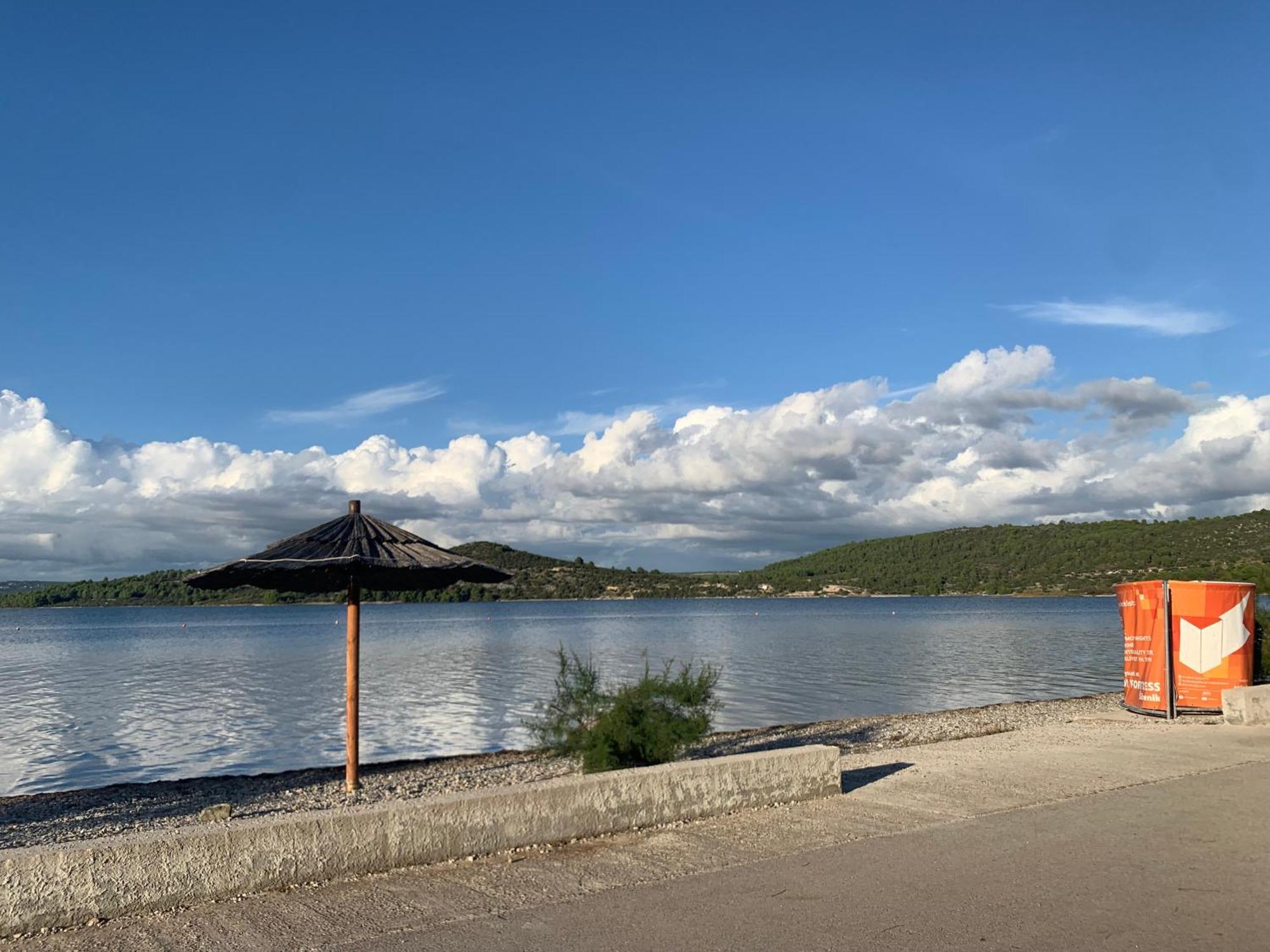 Apartment Bura Šibenik Exteriör bild